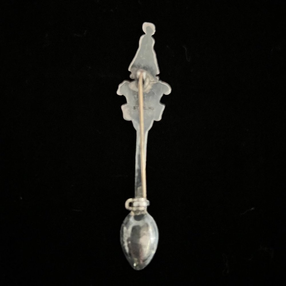Vintage Sterling Silver Dutch Girl spoon Brooch - Picture 2 of 5